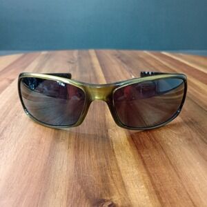 PUGS Gear Sunglass style 1203 Full Frame Wrap Ombre Black Yellow Green Unisex